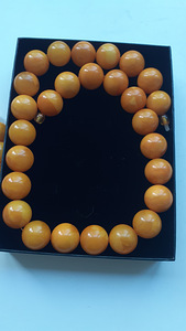 AMBER (2 фото из 8)