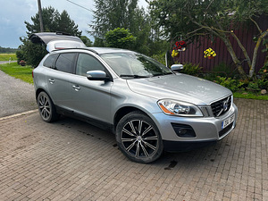 Volvo XC60, 2009 г (1 фото из 11)