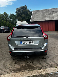 Volvo XC60, 2009 г (6 фото из 11)