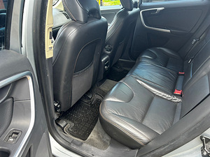 Volvo XC60, 2009 г (11 фото из 11)