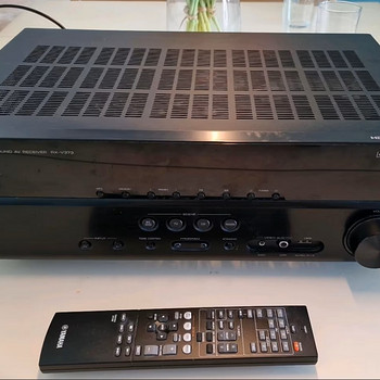 5.1 ресивер Yamaha RX-V373