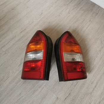 Задние фары Opel Zafira