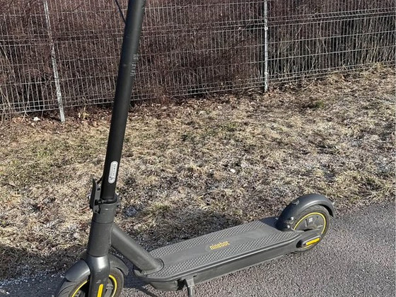 Электросамокат Segway Ninebot G30 pro (32 км/ч)