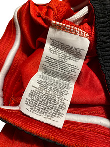 Шорты Nike (5 фото из 5)