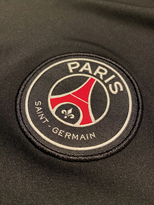 Football Jersey Nike Paris Saint Germain (3 foto / 6)