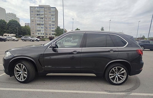Бампера, м арки, пороги BMW x5 f15 (1 фото из 3)