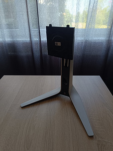 Monitori Jalg / Kinnitus / Alus (1 foto / 6)