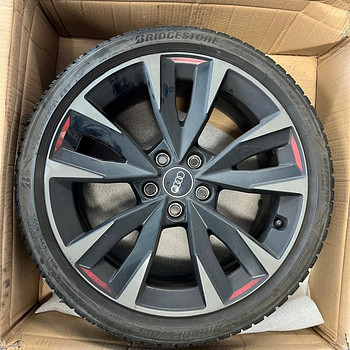 Audi A3 S3 A3 8Y veljed+rehvid R18