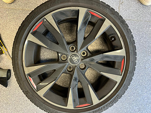 Audi A3 S3 A3 8Y диски+шины R18 (3 фото из 9)