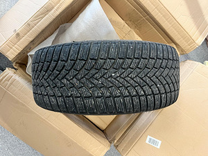 Audi A3 S3 A3 8Y диски+шины R18 (9 фото из 9)