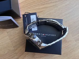Мужские часы Tommy Hilfiger 1710409 (4 фото из 5)