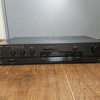 Technics SU-700 Stereo Integrated Amplifier