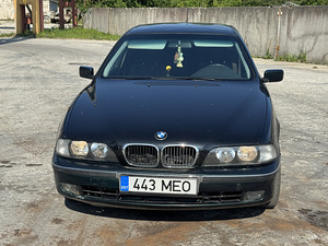 BMW e39 520i (2 фото из 6)