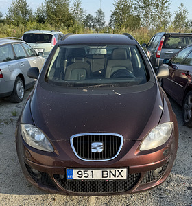 SEAT ALTEA XL 1,9D 77 КВт (1 фото из 10)