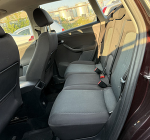 SEAT ALTEA XL 1,9D 77 КВт (9 фото из 10)
