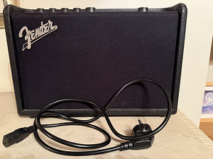 Mustang gt40 amplifier Fender (1 foto / 3)