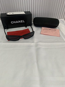 Chanel vintage päikeseprillid (4 foto / 7)