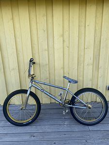 Väga heas korras BMX – vähe kasutatud (3 foto / 3)