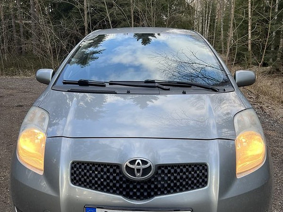 Toyota Yaris 1.3 64kW