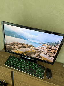 Only monitor with keyboard (2 foto / 4)