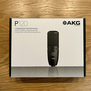 Конденсаторный микрофон AKG P120 + стойка и поп-фильтр