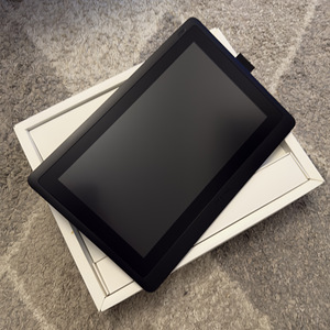 Wacom cintiq 16 (2 foto / 3)