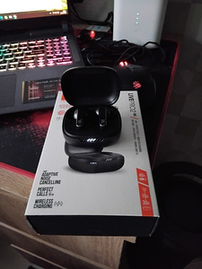 JBL LIVEPRO 2 (1 фото из 1)