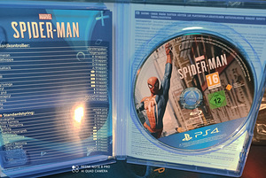 Spider-Man: (PS4) (2 foto / 3)
