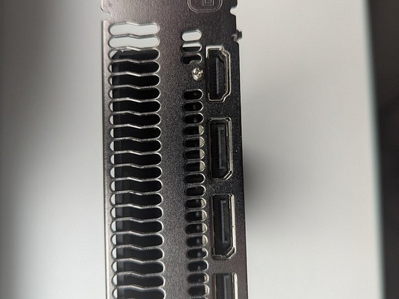 Продается видеокарта Radeon RX 480, 8GB GDDR5 (турбинное охлаждение)