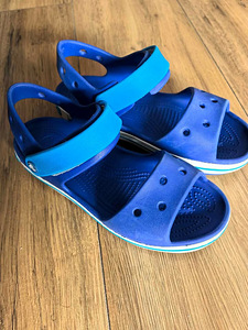 Crocs sandaalid s. 35 (2 foto / 2)