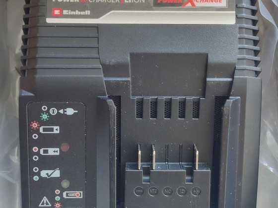 Зарядное устройство Einhell Power X-Charger 18V