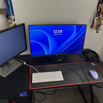 Gaming table