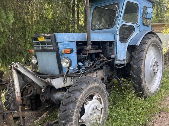 Traktor T-40