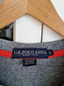 Футболка поло оригинальная U. S. Polo Assn размер S (2 фото из 3)
