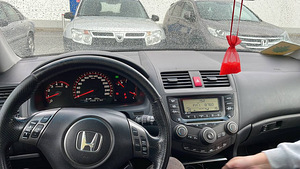 Honda Accord (1 фото из 6)