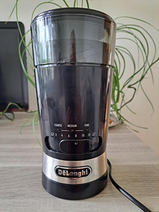 Müüa Delonghi käpaga espressomasin ja kohviveski. (6 foto / 7)