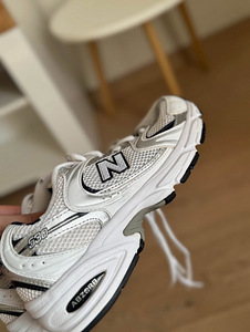 New Balance (1 фото из 2)