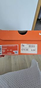 Детские бутсы для футбола Nike (3 фото из 4)
