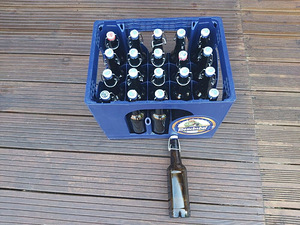 20 x 0,5 l keraamilise korgiga pudelit + kast (1 foto / 6)