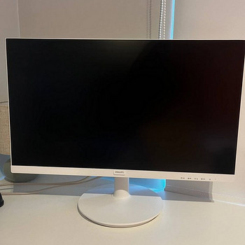 24-дюймовый IPS монитор Philips V line