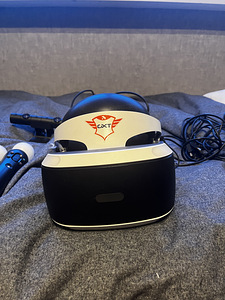 Playstation VR + контроллеры (2 фото из 10)