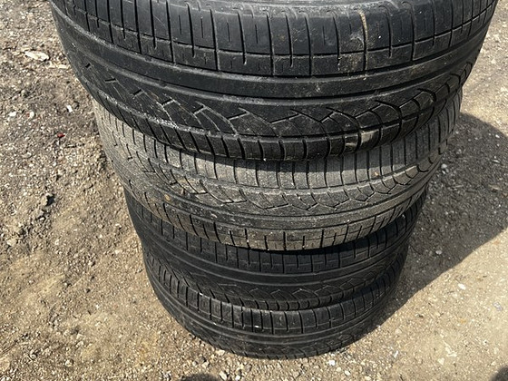 235/60 R16