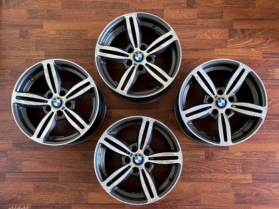 Müüa BMW / WSP Italy valuveljed R17