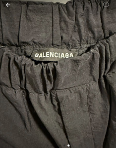 Balenciaga (4 фото из 4)