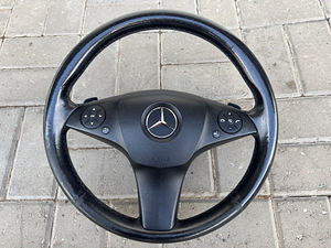 Mercedes Benz C-Klass W204 labadega rool (1 foto / 2)