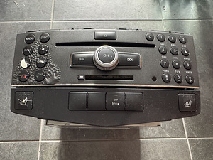 Mercedes Benz W204 C-Klassi Comand NTG 4.0 varuosadeks (1 foto / 4)