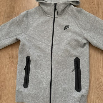 Nike tech fleece