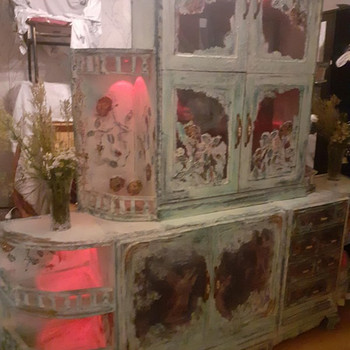 Puffet kummut kapp boho vintage stiiliga