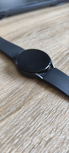 Samsung Galaxy Watch 4 40mm black (1 foto / 5)