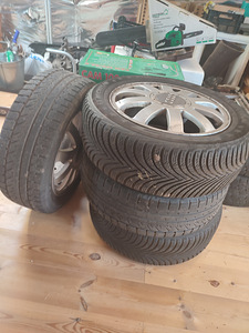 Audi A-6 (1 фото из 4)
